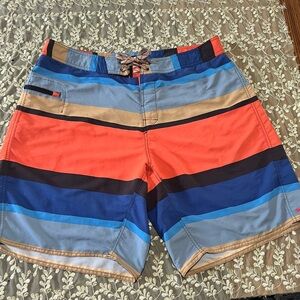 Patagonia men’s short sz 38